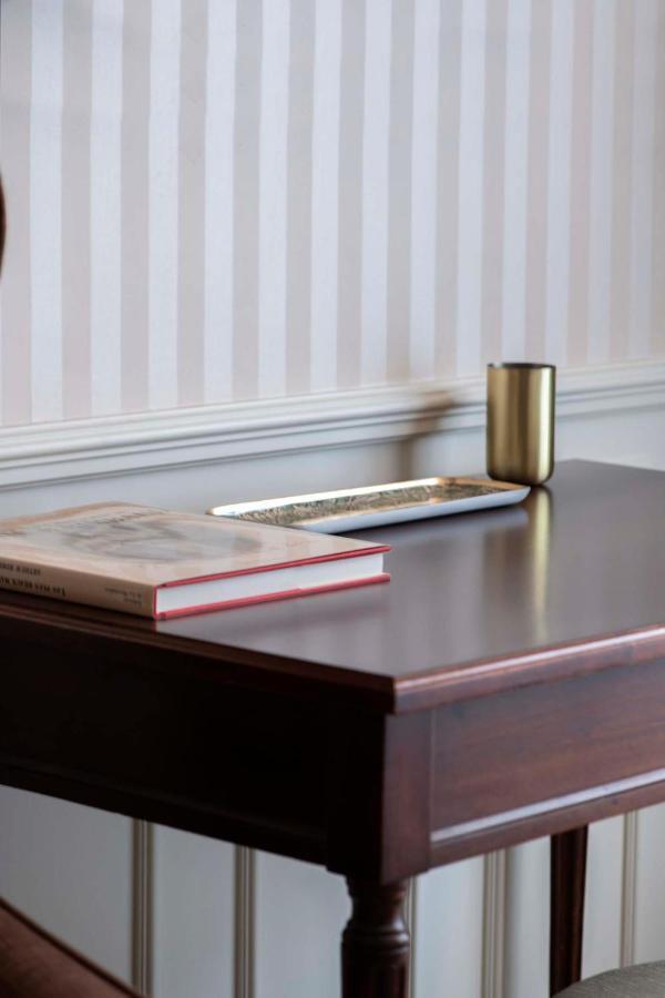 Le Beau Marais - Luxury Apartments, Air Cond, Lift * París